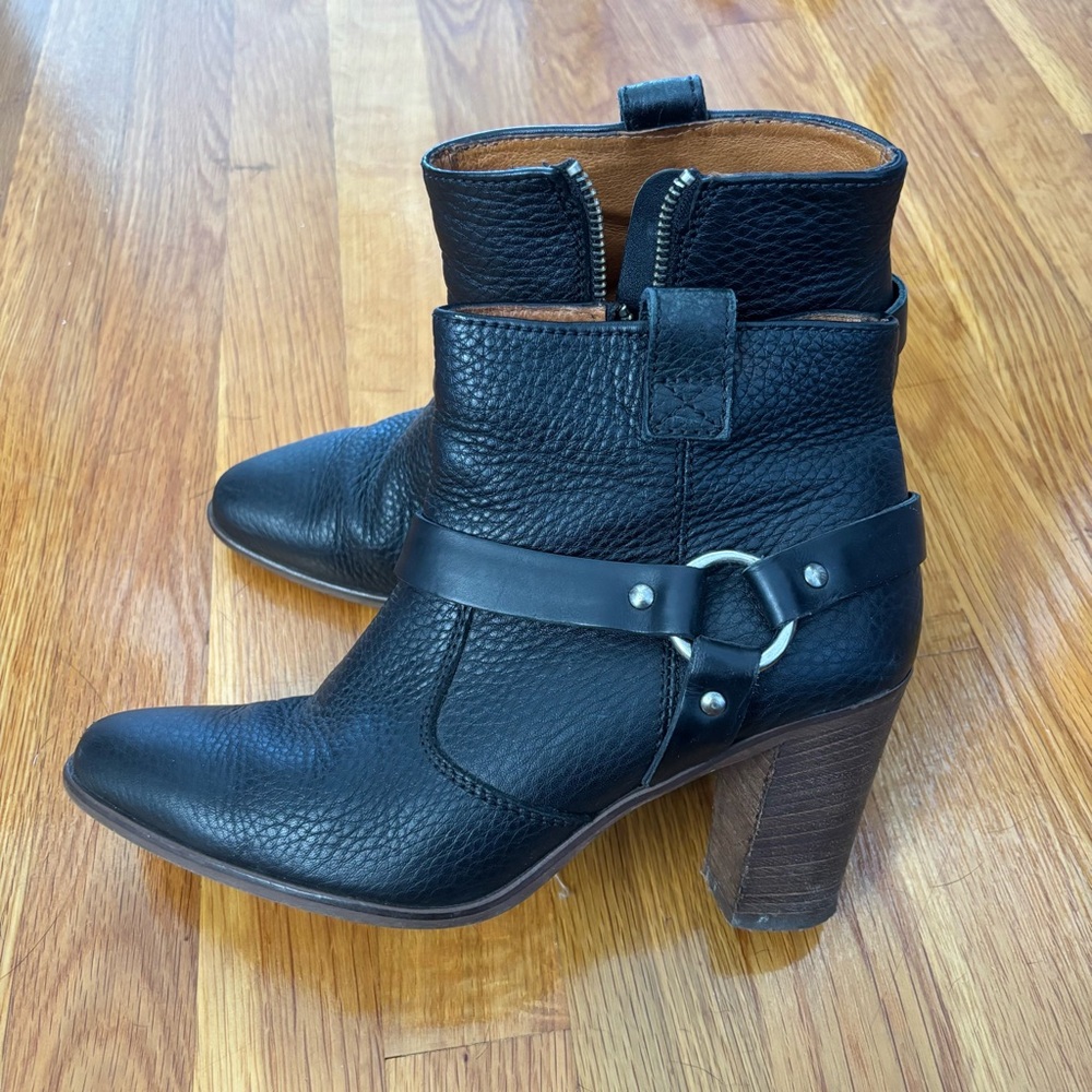 Madewell Black Leather Heeled Boots